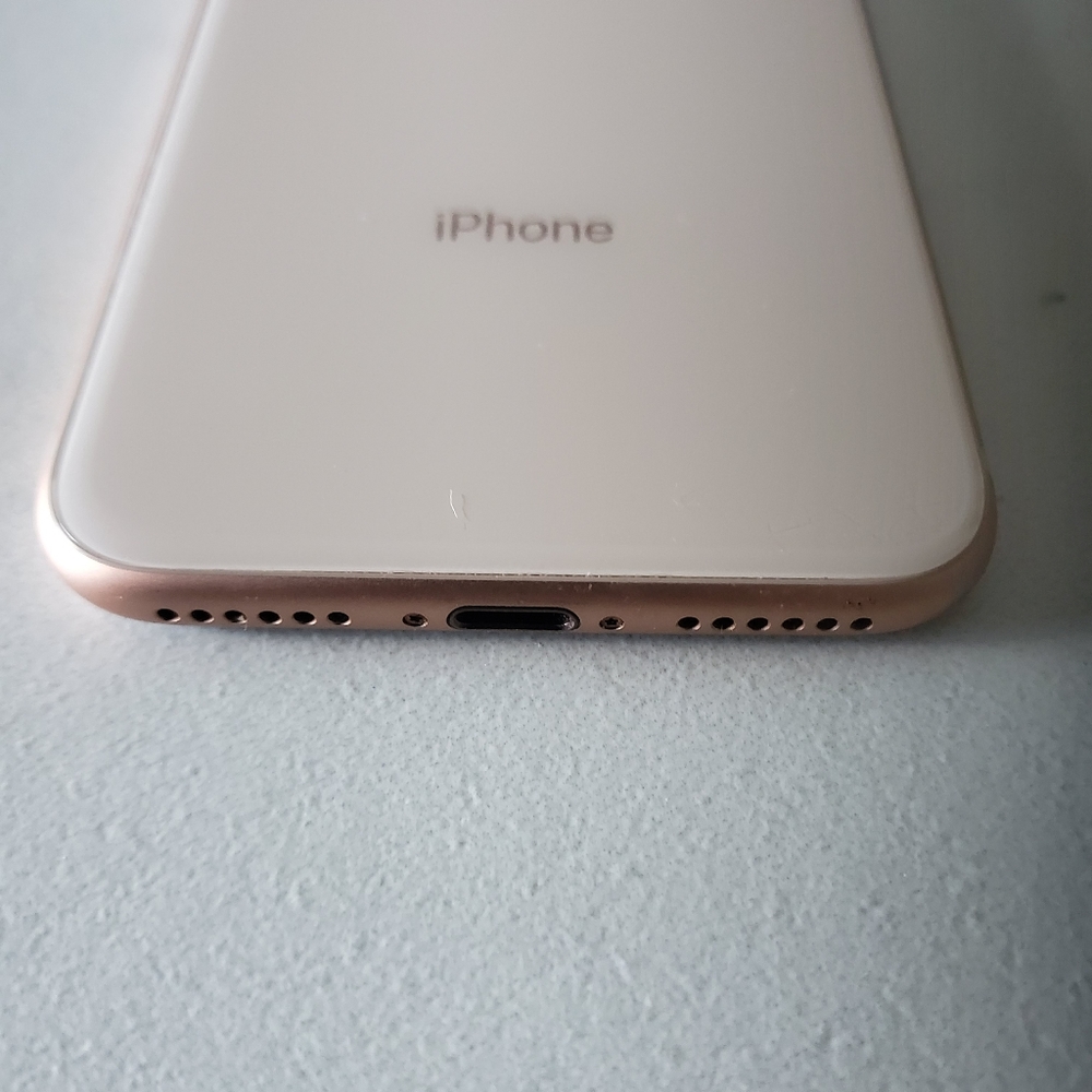 Unlocked Apple‎ iPhone 8 64GB Rose Gold - Picture 5 of 6